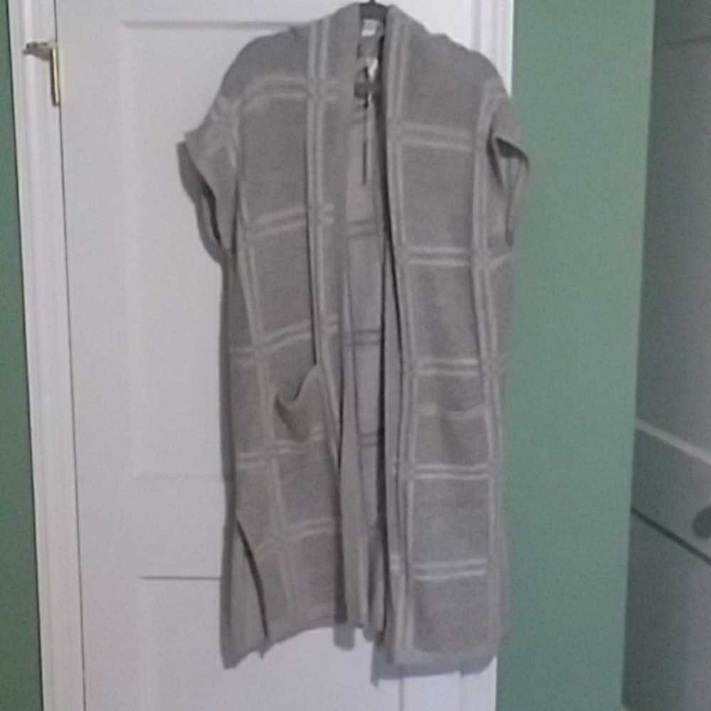 Max Studio long sweater vest NWT size M
